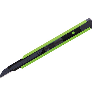 Нож канцелярский 9мм Berlingo "Color Zone", черное лезвие, auto-lock, металл. направл., зеленый, европодвес